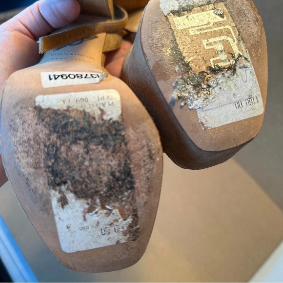 Brian Atwood Vero Cuoio tan heels, size 6, 5" high, knot front - Picture 6 of 8